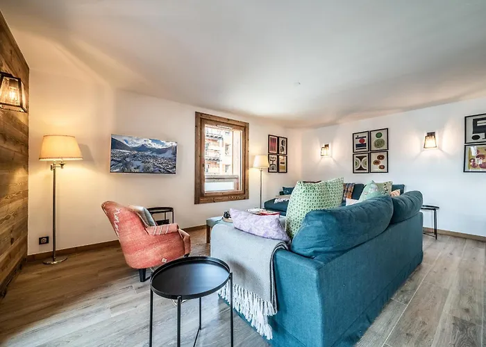 Appartement Heriz, - By Emerald *