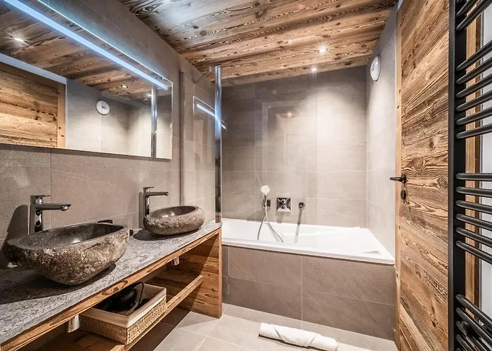 Appartement Heriz, - By Emerald *